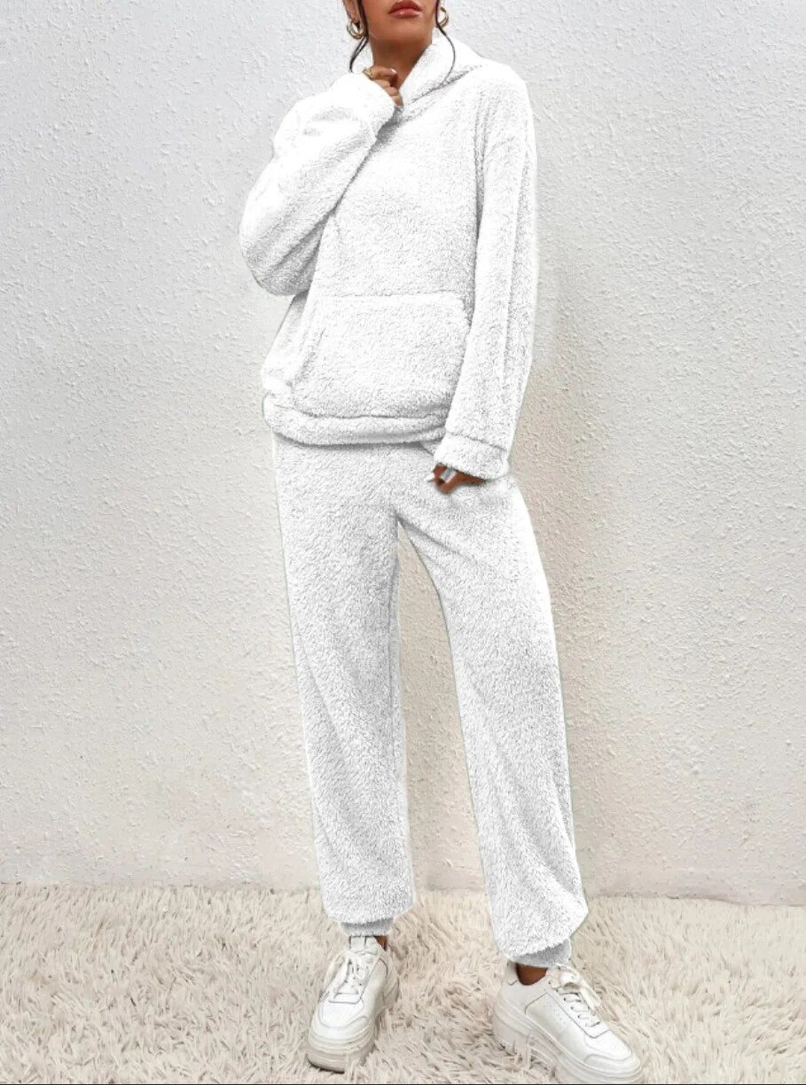 Women’s Soft Cozy Two-Piece Set