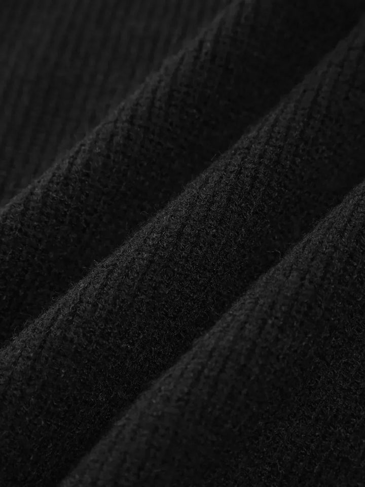 Sudadera minimalista acogedora con cuello redondo
