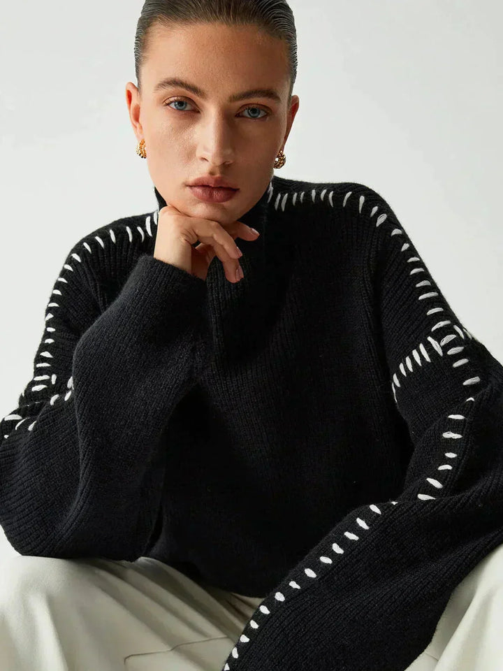 Sudadera minimalista acogedora con cuello redondo