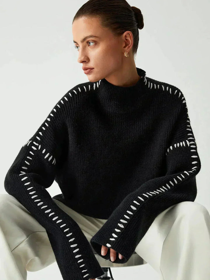 Sudadera minimalista acogedora con cuello redondo