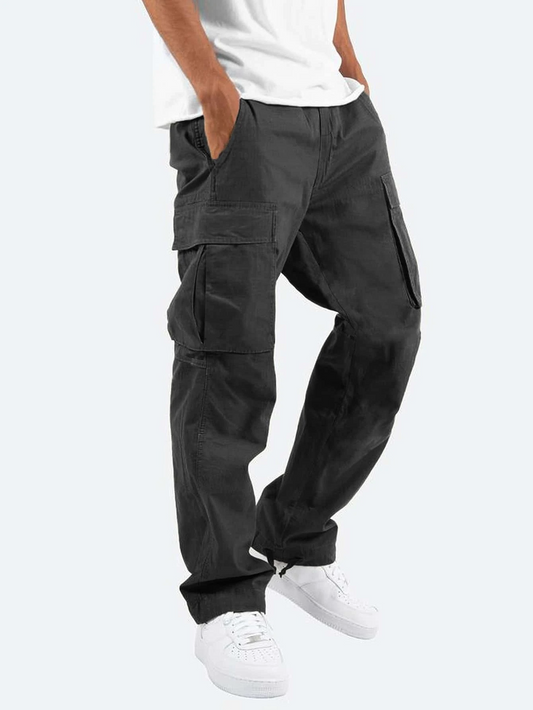 Pantalones cargo de hombre con bolsillos laterales