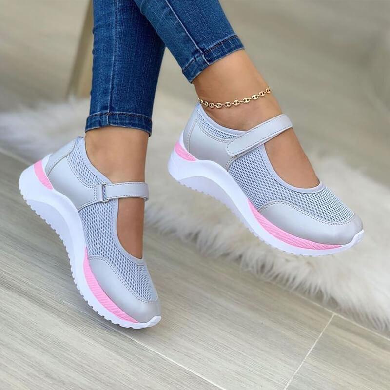 Women’s Casual Stretch Fit Strap Sneakers