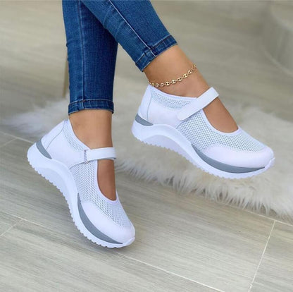 Women’s Casual Stretch Fit Strap Sneakers