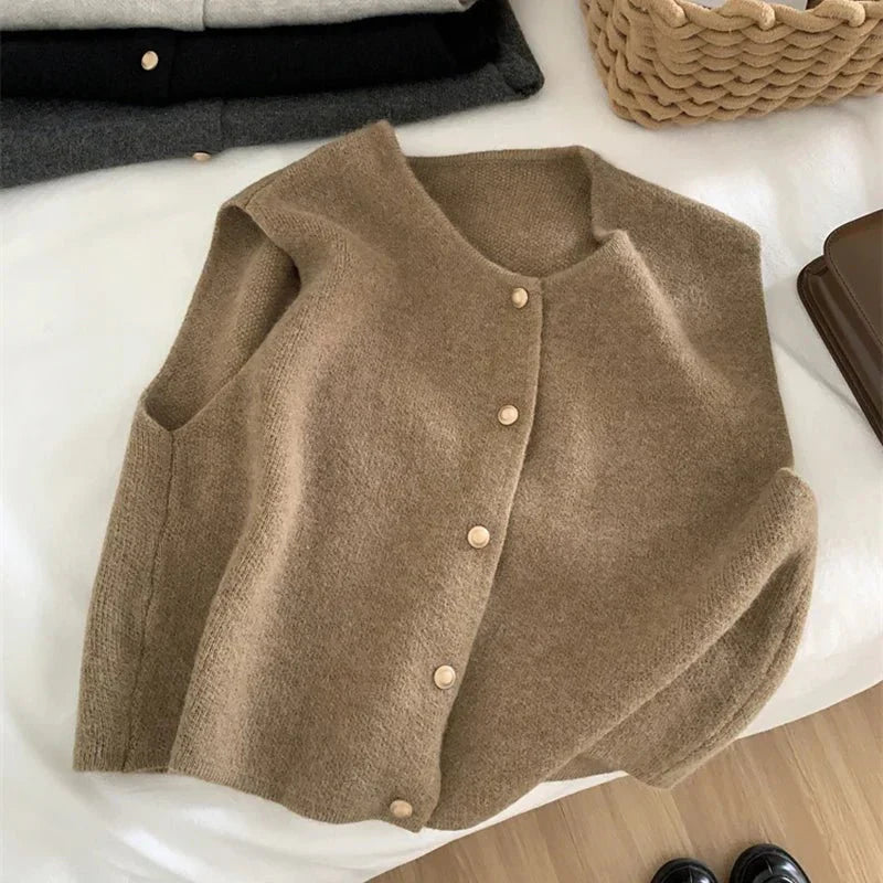 Women’s Button-Up Sleeveless Casual Vest