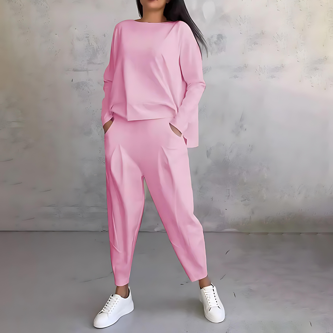 Women’s Casual Loose-Fit Top And Pants