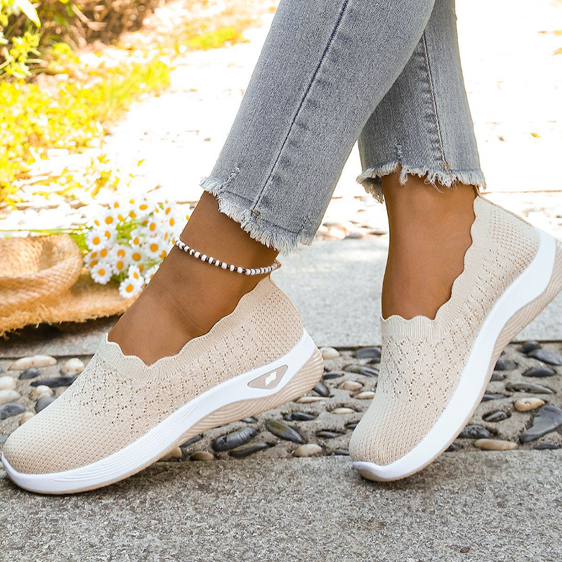 Aria | Lightweight Breathable Walking Sneakers