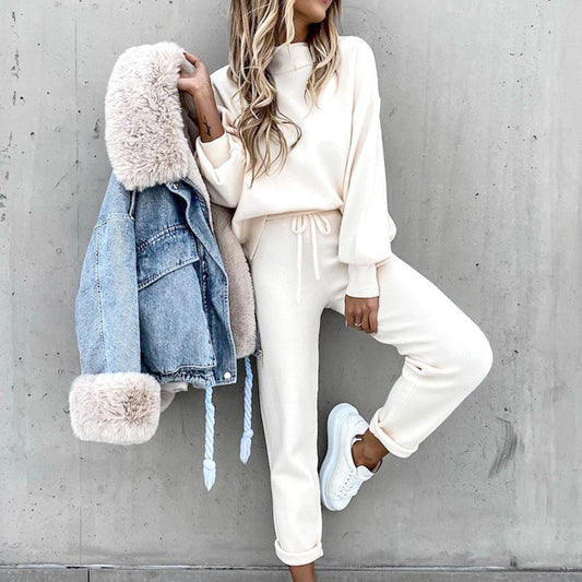 Women’s Cozy Two-Piece Tracksuit Outfit