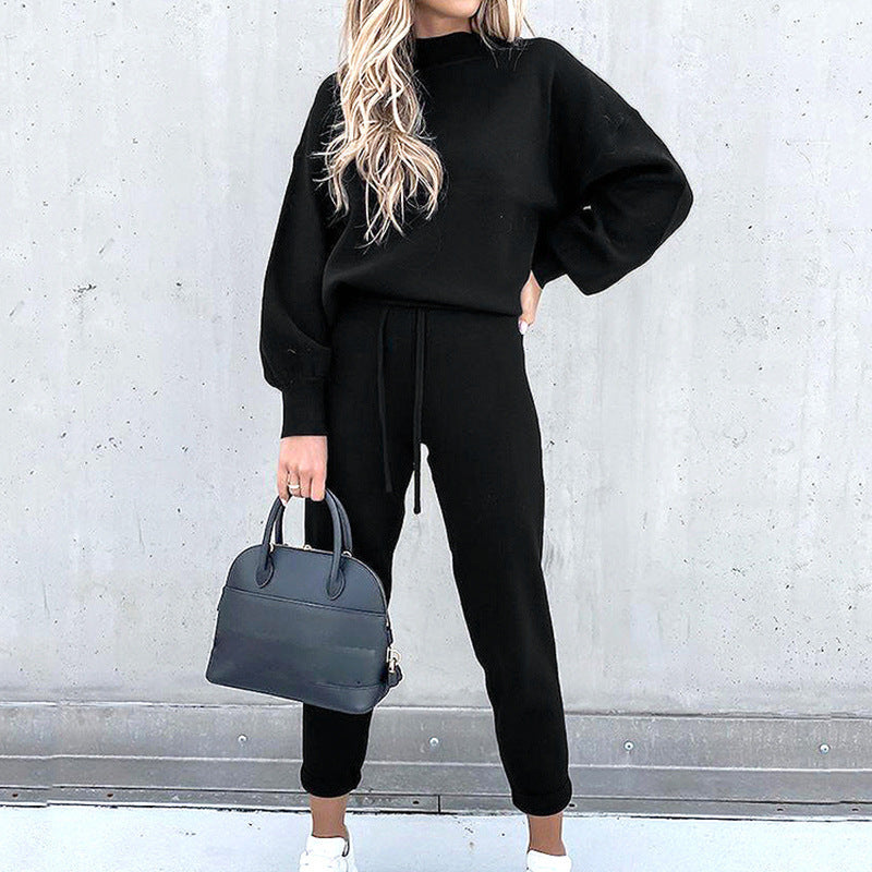 Women’s Cozy Two-Piece Tracksuit Outfit