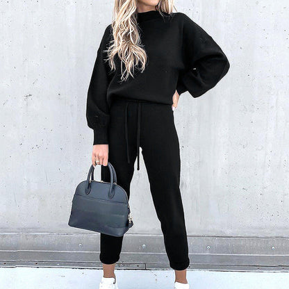 Women’s Cozy Two-Piece Tracksuit Outfit