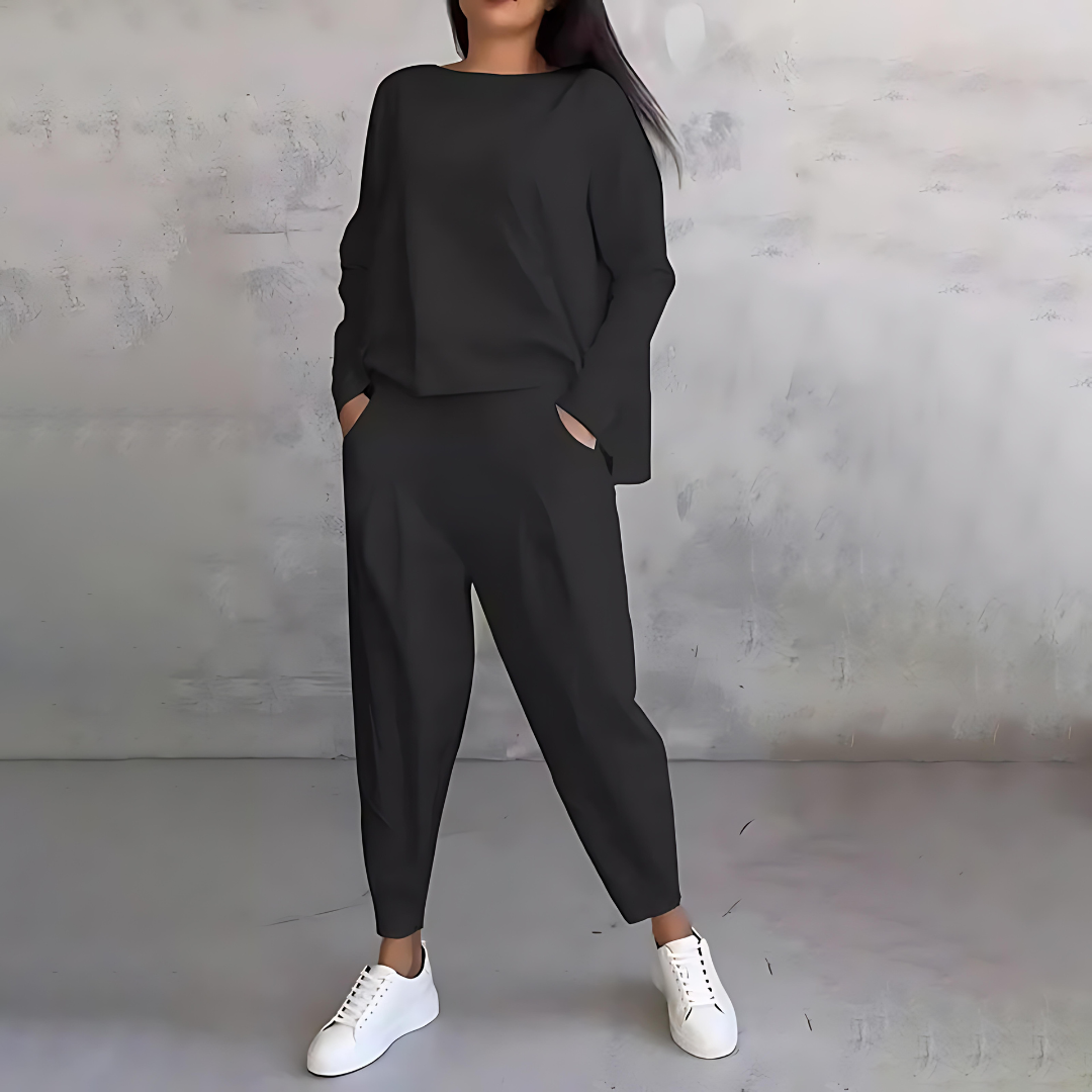 Women’s Casual Loose-Fit Top And Pants